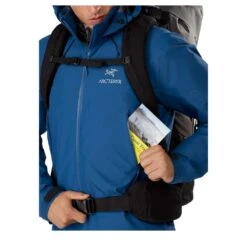 ARC'TERYX Beta AR Jacket Men - Hardshelljacke -Ice Break Men arcteryx beta ar jacket m cobalt sun3