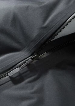 RAB Kinetic 2.0 Jacket Men - Softshelljacke -Ice Break Men campaign qwg 74 be kinetic 2 beluga detail 04